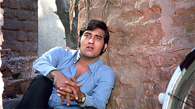 Vinod Khanna Mere APne